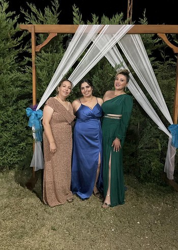 Zincir Detaylı Straplez Uzun Kadın Elbise - Görsel 3