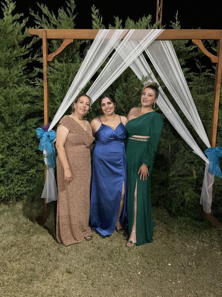 Zincir Detaylı Straplez Uzun Kadın Elbise - Görsel 3