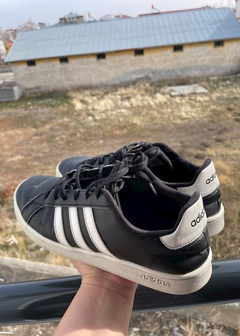 Adidas 38
