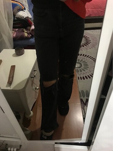Yırtık jean