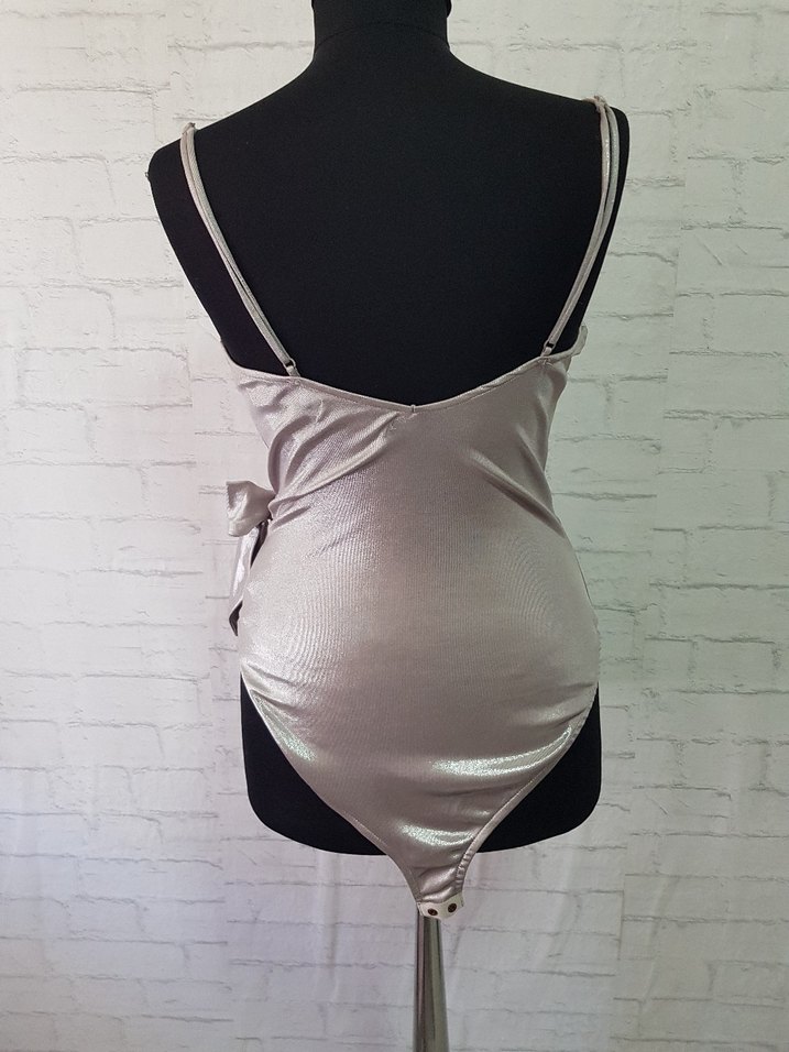 Parlak Gri Drapeli bodysuit - Görsel 2