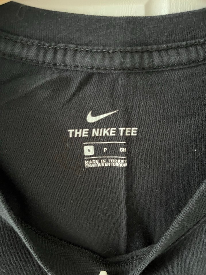 Nike kadın spor tişört - Görsel 3