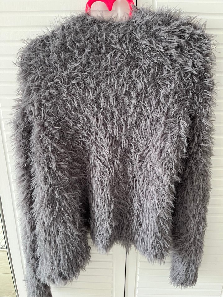 Gri Kürk Detaylı hırka - Görsel 2