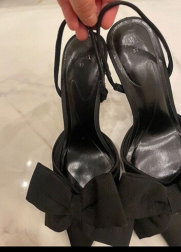 37 Beden Zara ince yüksek topuk ayakkabı