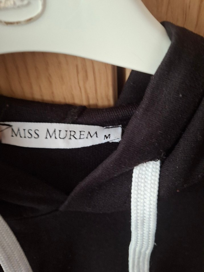 Siyah Kapüşonlu Kadın Sweatshirt - Görsel 2