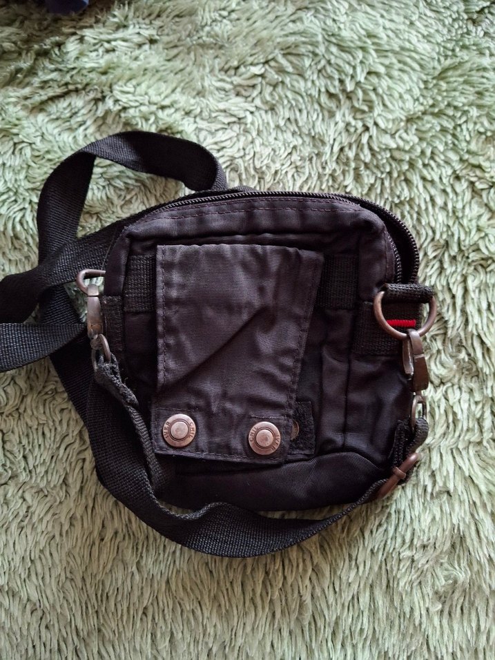 Siyah Erkek Omuz Çantası, Tokalı, Sokak Stili - Görsel 2