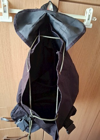 Siyah Tokalı Kadın Sırt Çantası - Görsel 8