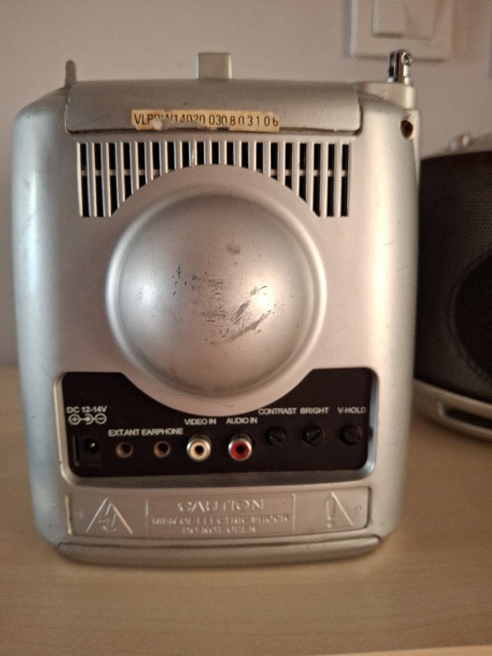 Gri Premier Mini CRT Monitör Televizyon ve Radyo - Görsel 3