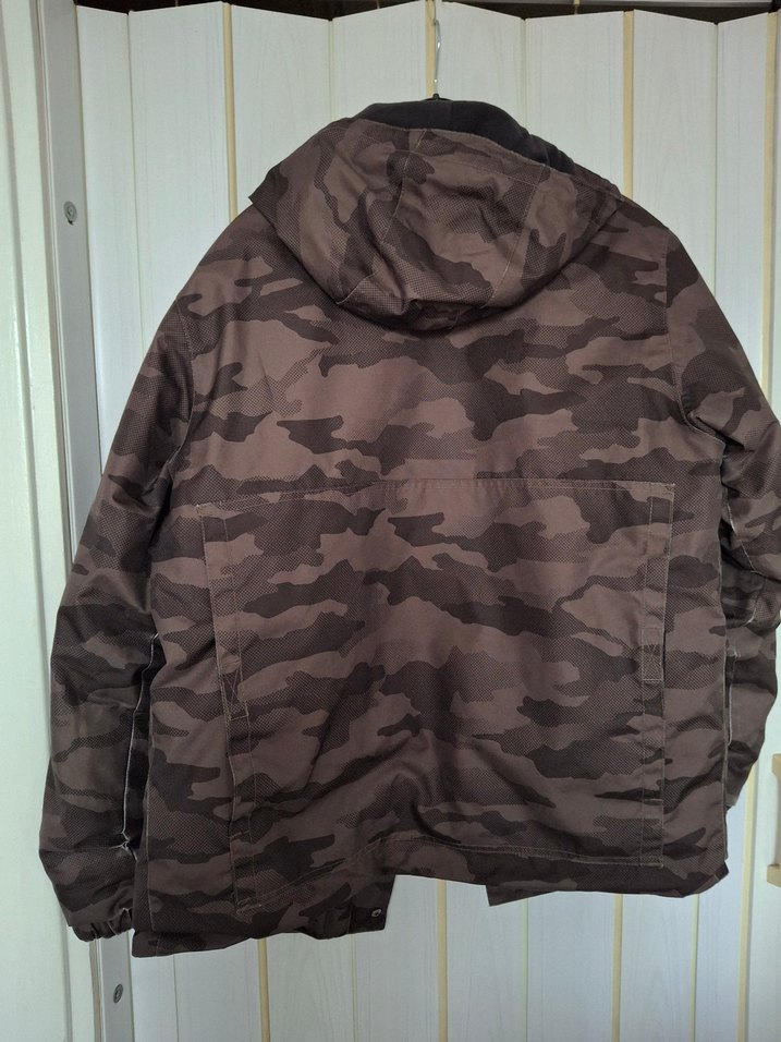 Düğmeli  Fermuarlı Kamuflaj Desenli Erkek Montu - Görsel 2