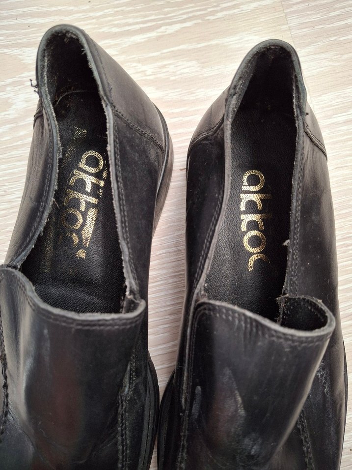 Siyah Parlak Erkek Klasik Goth Bot - Görsel 3