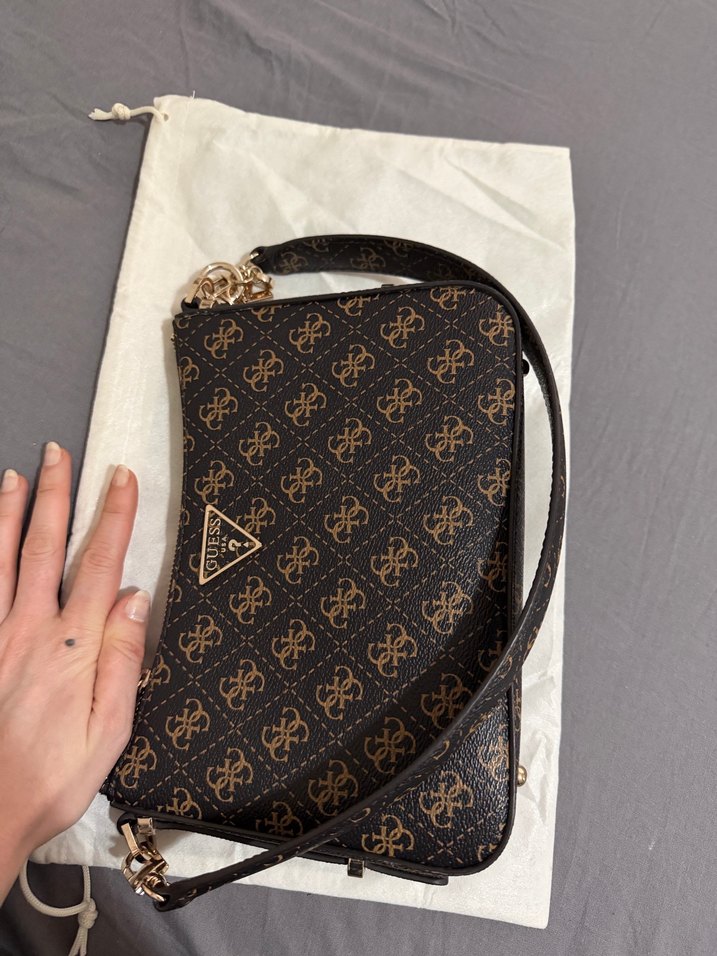 Kahverengi Baskılı Guess Kadın Omuz Çantası - Görsel 5