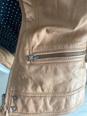 m Beden camel Renk Tommy Hilfiger deri ceket