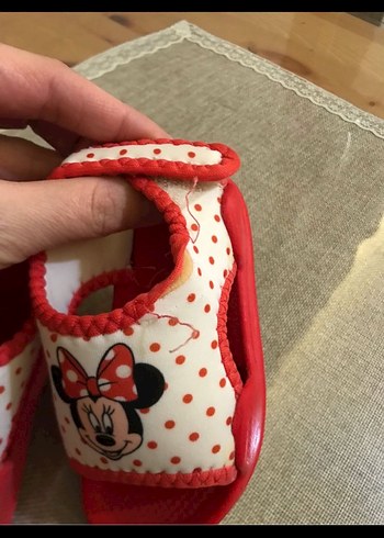 LC Waikiki Kız Çocuk Minnie Mouse Baskılı Kırmızı Terlik