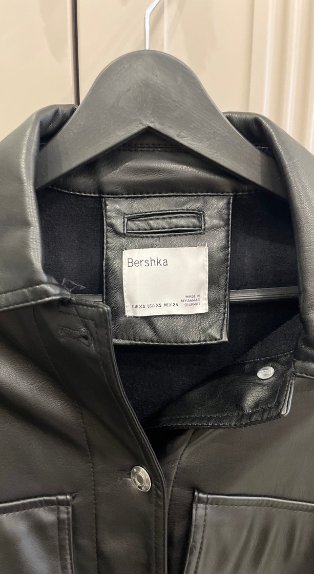 Düğmeli Siyah Deri Kadın Ceket - Görsel 2