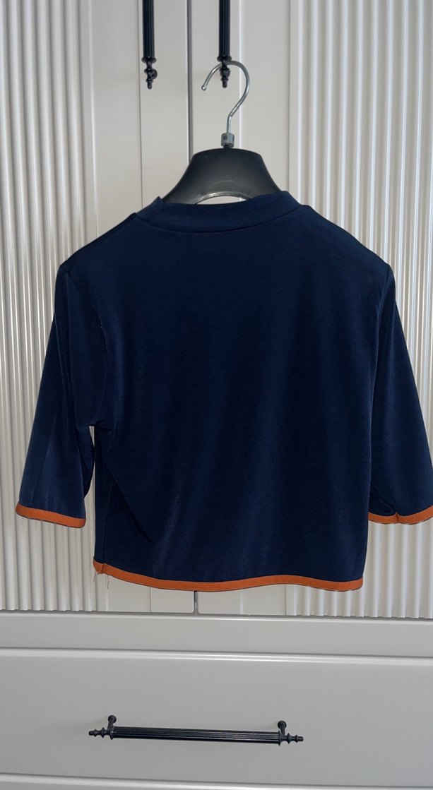 Koyu Mavi Kısa Kollu Crop Top - Görsel 2