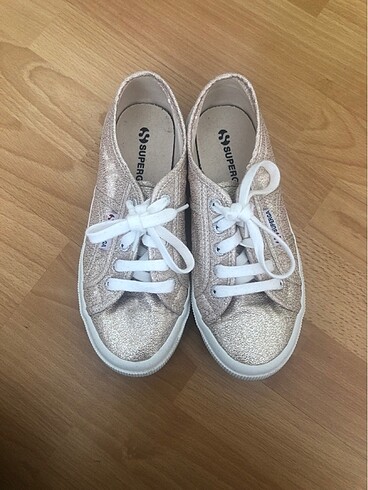 Superga temiz ayakkabı
