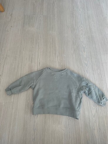 Zara sweatshirt