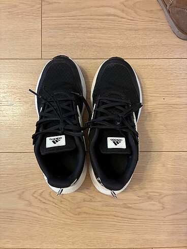 Adidas orijinal spor ayakkabi