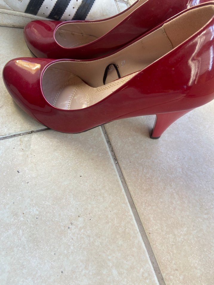 Kırmızı Parlak Tokalı Yüksek Topuklu Stiletto - Görsel 2