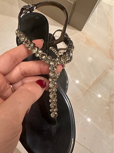 37 Beden siyah Renk Menghi Swarovski sandalet