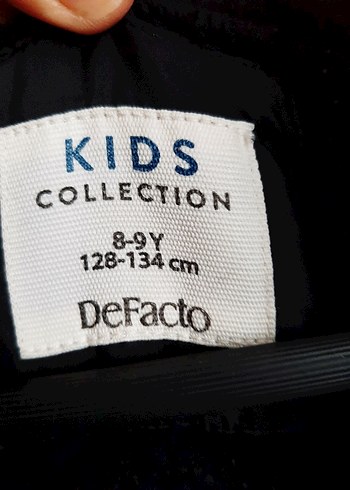 Kapüşonlu Siyah Erkek Çocuk Kaban - Görsel 5