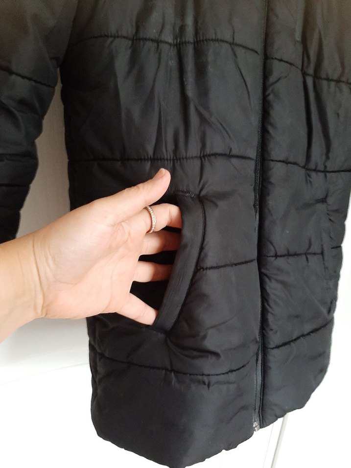 Kapüşonlu Siyah Erkek Çocuk Kaban - Görsel 2