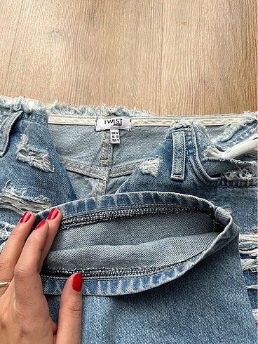 m Beden Twist jean