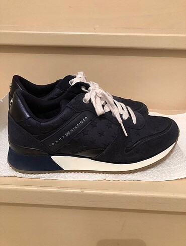 Tommy Hilfiger spor ayakkabı