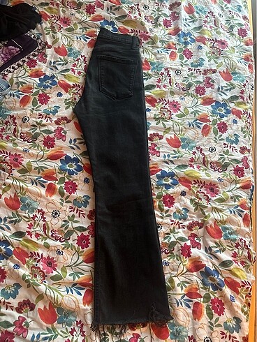 MANGO pantolon
