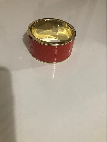 Zara Kırmızı Kelepçe Bileklik