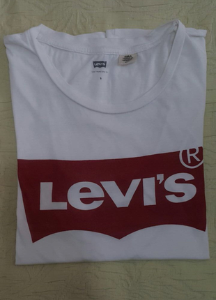 Levis tshirt