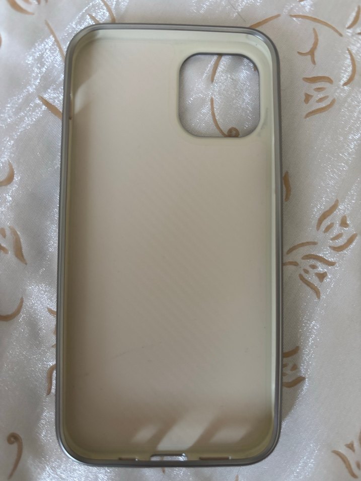 İPhone 12 Mor Leopar Desenli Kürklü Telefon Kılıfı - Görsel 2