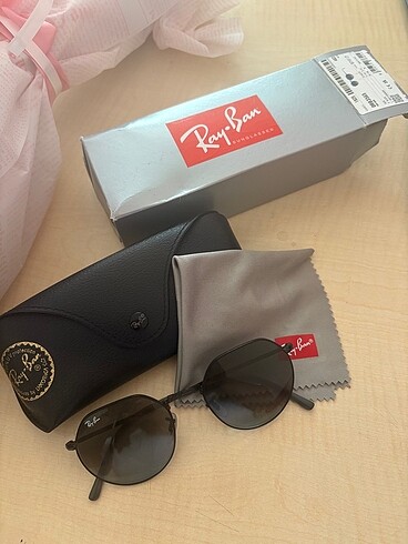ORJİNAL RAY-BAN GÖZLÜK