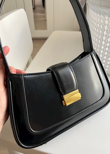  Beden Mango klasik siyah çanta