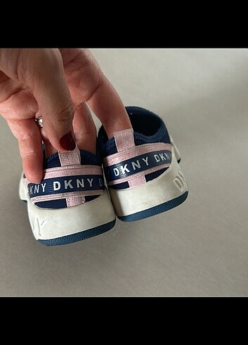Orijinal DKNY 22 numara spor ayakkabı - Görsel 5