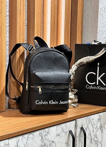 Calvin Klein Sırt Çantası Kadın Çanta Siyah Sırt Çantası 