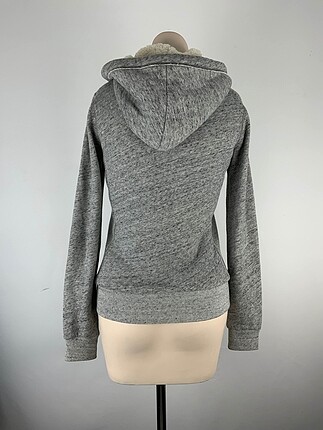 Abercrombie & Fitch Abercrombie & Fitch Sweatshirt %70 İndirimli.