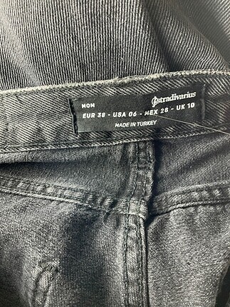 38 Beden Stradivarius Jean / Kot %70 İndirimli.