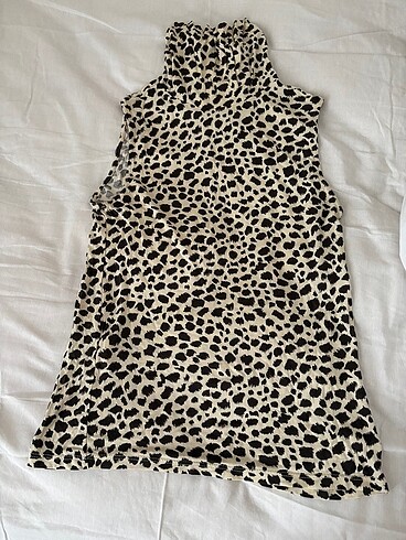 Leopar Sıfır Kol Bluz (Mango)