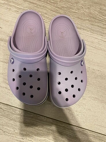 Crocs orjinal 39 numara az giyildi