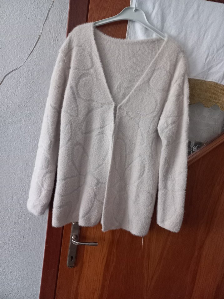 Kadın Beyaz Örgü Uzun Kollu Hırka - Görsel 2