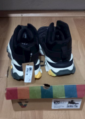 VİCCO SİYAH ÇOCUK BOT - Görsel 2