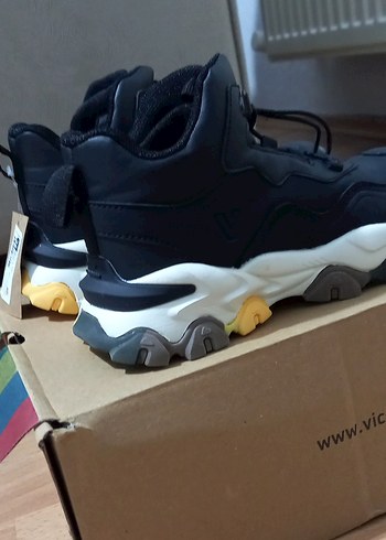 VİCCO SİYAH ÇOCUK BOT - Görsel 3