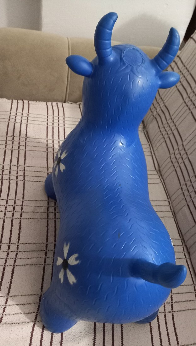 Mavi Şişme Oyuncak Hayvan inek - Görsel 4