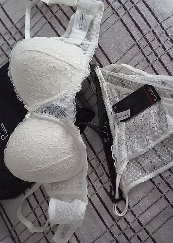 Pierre Cardin Beyaz Dantel Bohem Tarzı Sütyen ve Külot - Görsel 5