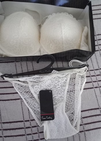 Pierre Cardin Beyaz Dantel Bohem Tarzı Sütyen ve Külot - Görsel 2