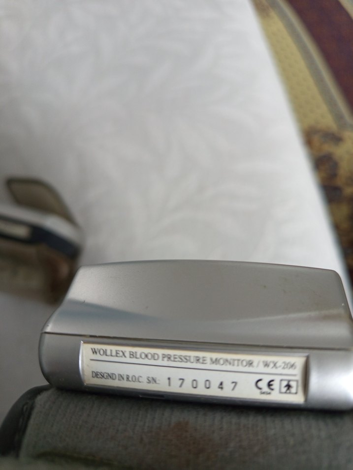 Beurer ve Wollex Dijital Tansiyon Ölçer Seti - Görsel 5