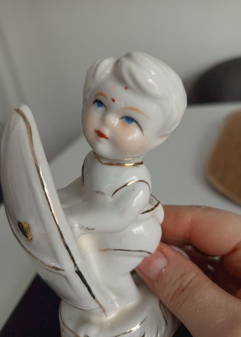 Parlak Beyaz Seramik Figürin - Görsel 3