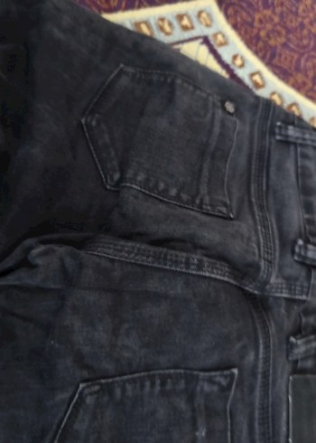 Kadın Siyah Bağlama Desenli Dar Kesim Jean - Görsel 6