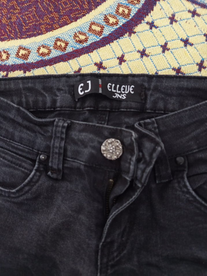 Kadın Siyah Bağlama Desenli Dar Kesim Jean - Görsel 3